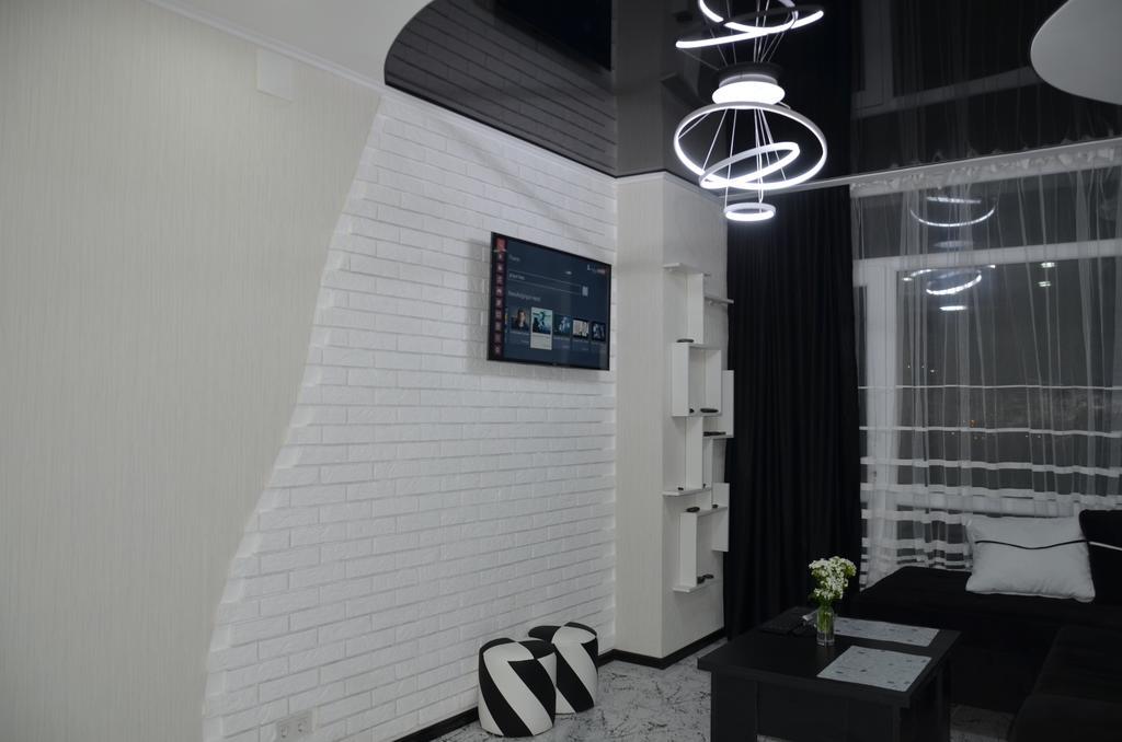 Studio "Black - White" Batumi Exterior photo