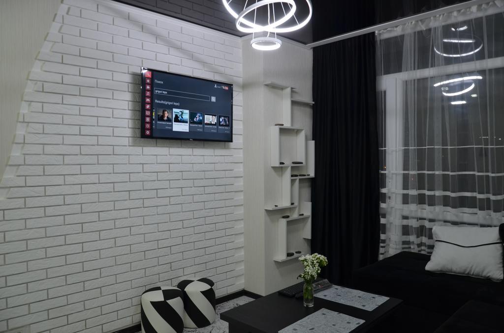 Studio "Black - White" Batumi Exterior photo